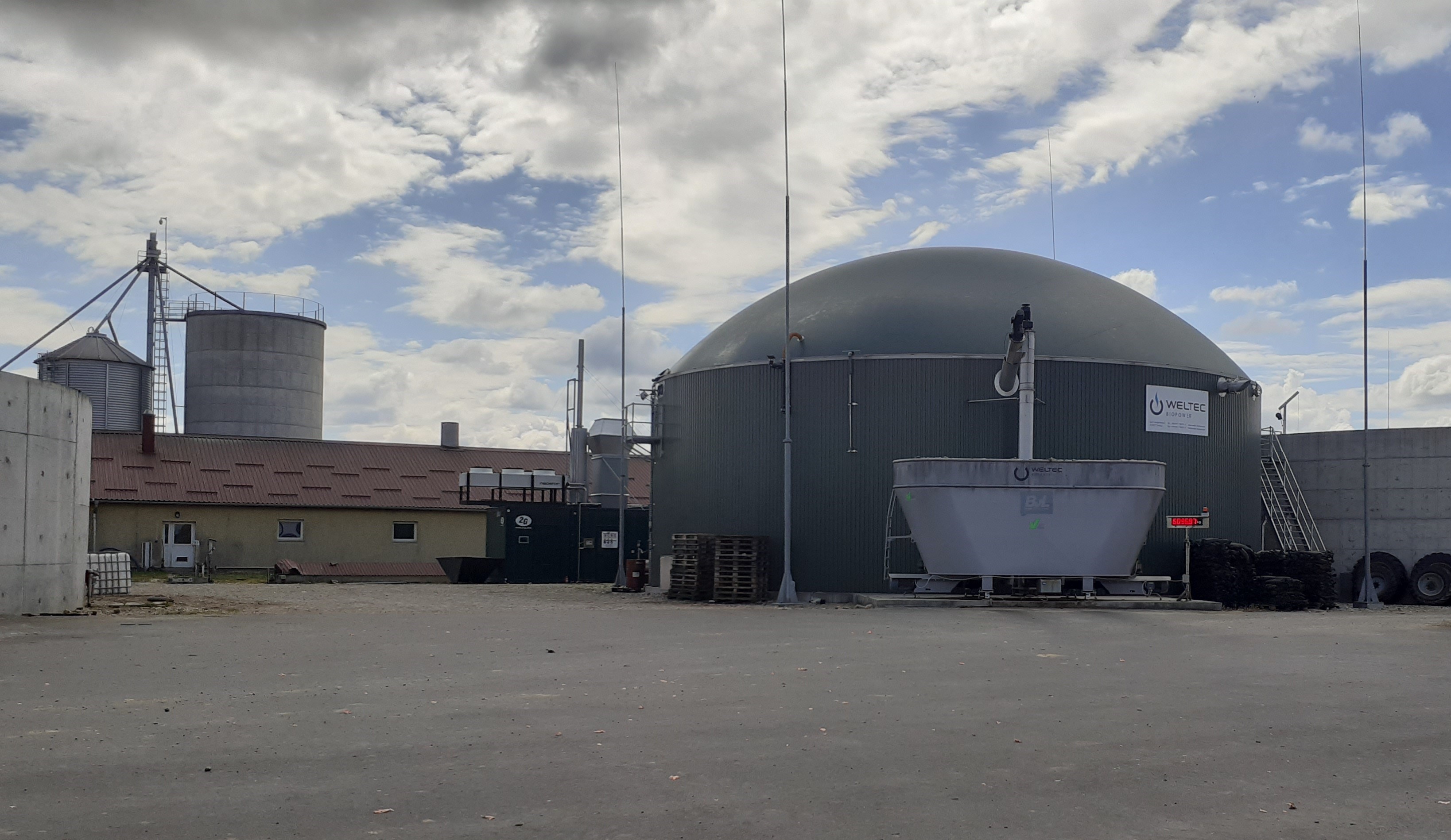 Construction of the biogas plant